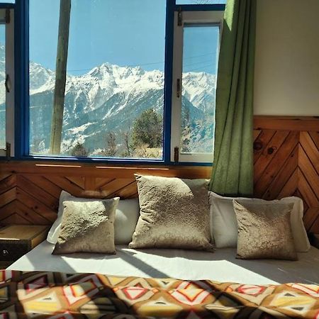 Safarnama Retreat Homestay - All Rooms With Mountain View Калпа Екстериор снимка