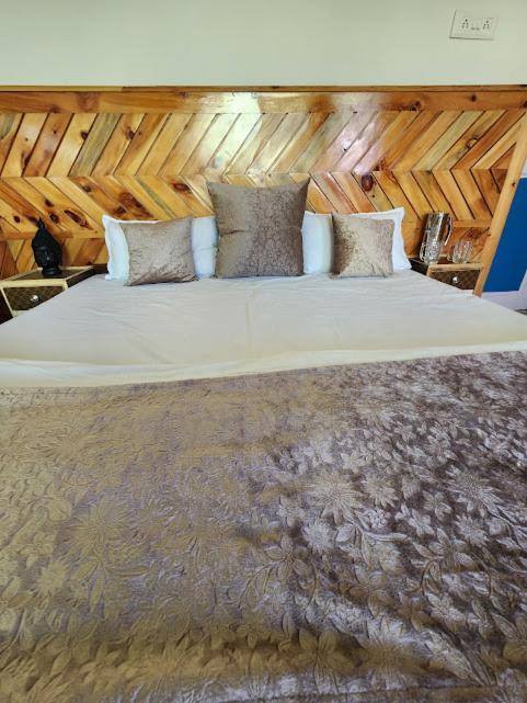 Safarnama Retreat Homestay - All Rooms With Mountain View Калпа Екстериор снимка